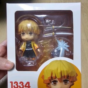 귀멸의칼날 젠이츠 캐릭터 넨도로이드 피규어