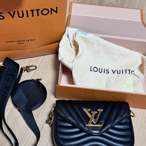 루이비통 뉴웨이브 멀티 포쉐트 블랙 풀세트