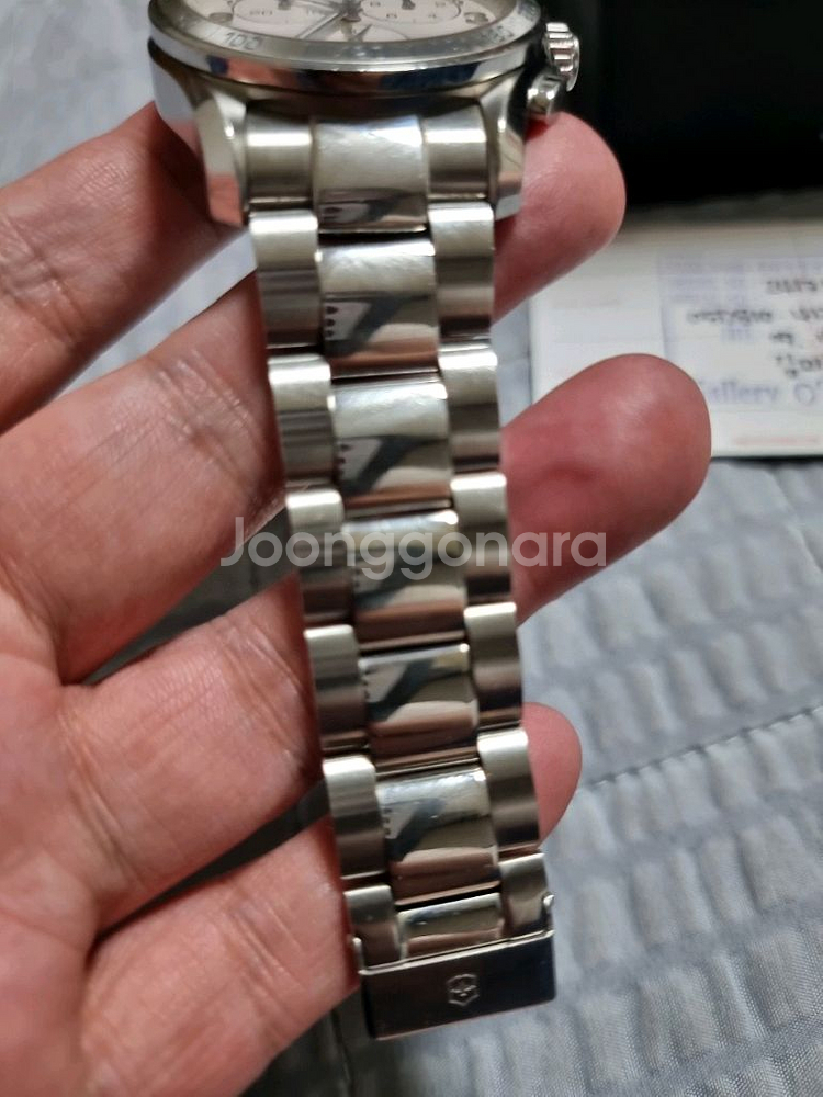 빅토리녹스 쿼츠시계--5