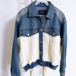 (프리사이즈)게스여자꽈배기니트크롭숏데님자켓