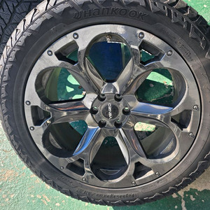 모하비전용 벤조20인치 휠타이어팝니다