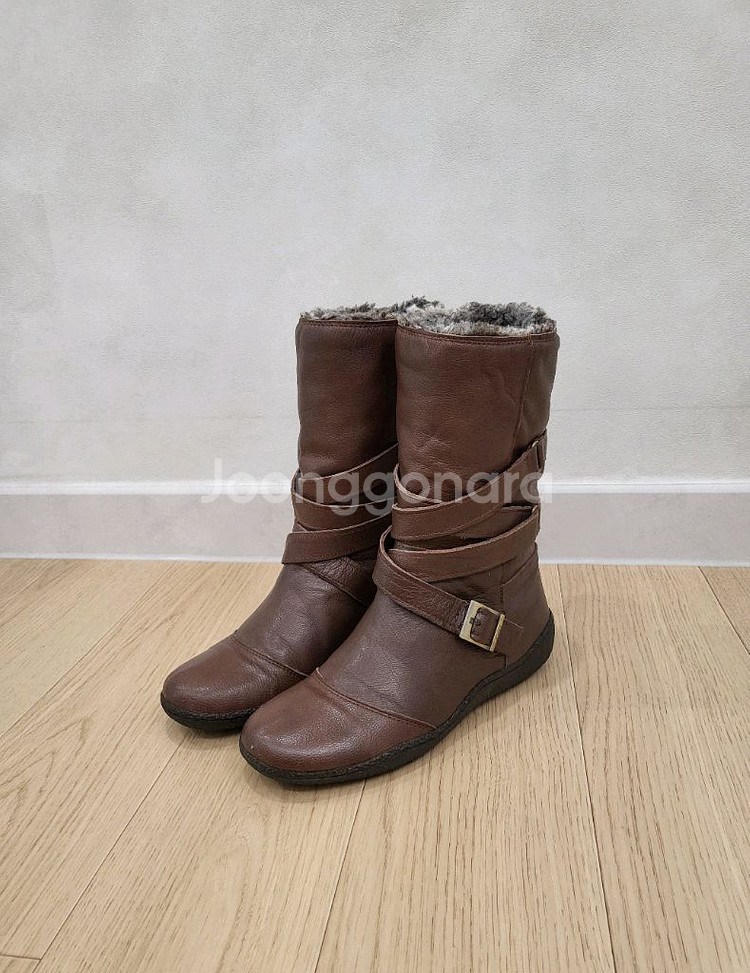 주띠 여성부츠 220~225 20만원대--0