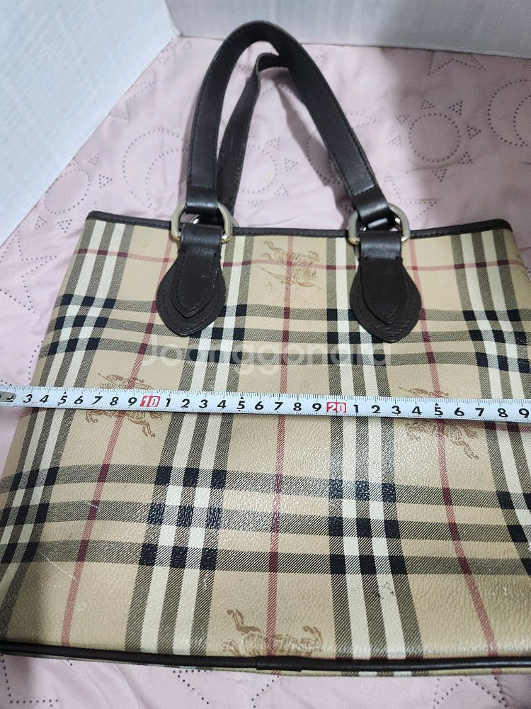 버버리 체크 패턴 토트백--4