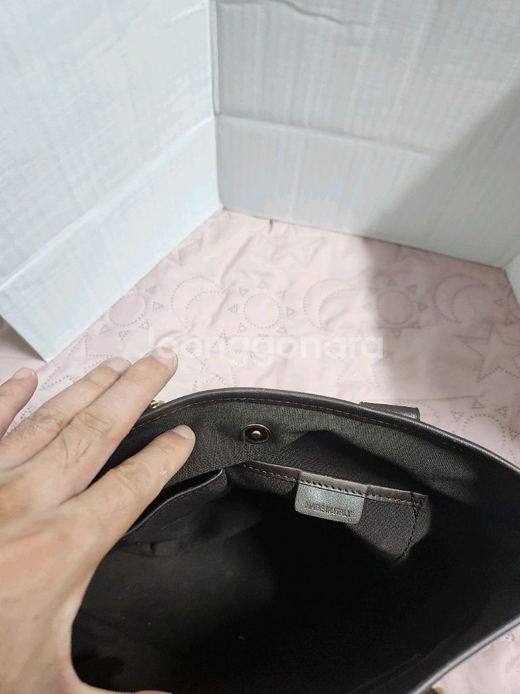 버버리 체크 패턴 토트백--3