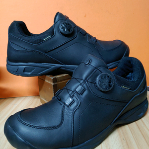 트렉스타 고어텍스 보아 트레킹 워킹화(270)