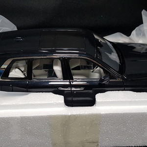 교환 1:18 켕파이 롤스로이스 컬리넌 일반>블랙배지