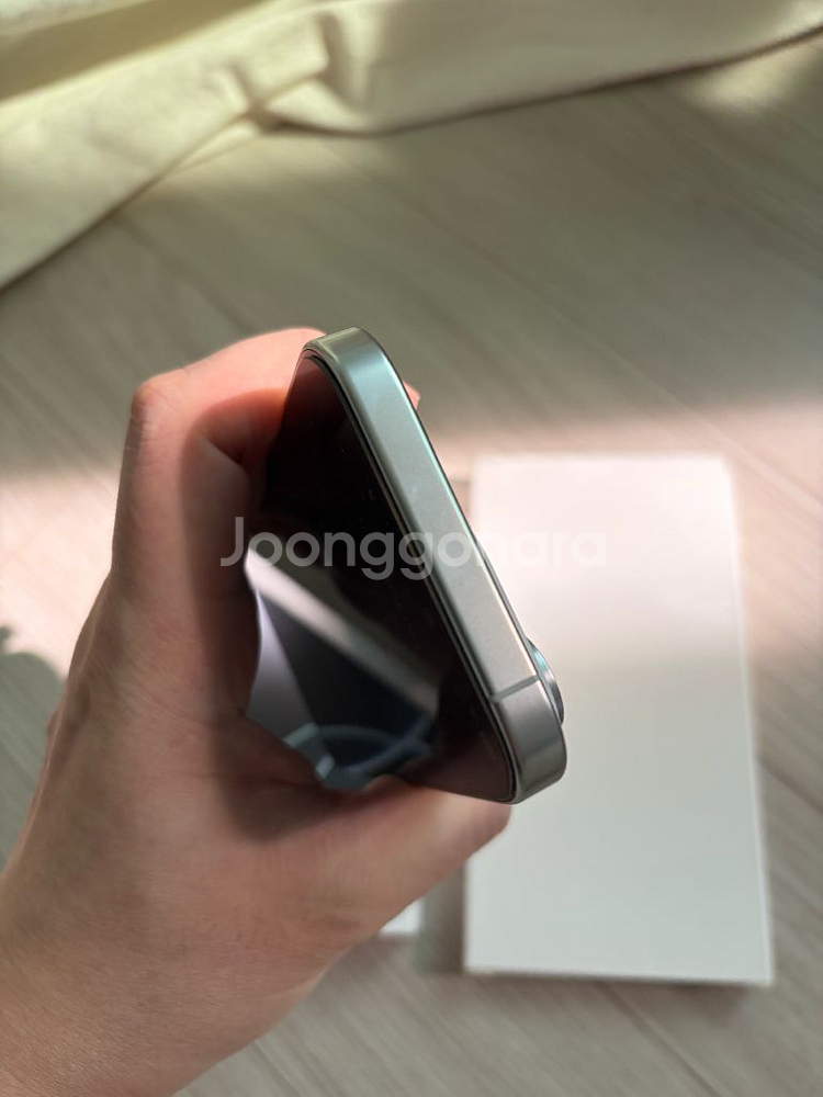 아이폰16프로 256 화이트--4