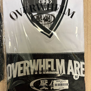 압도 럭비져지 신상 M 미개봉새상품 본투윈프리덤올라잇