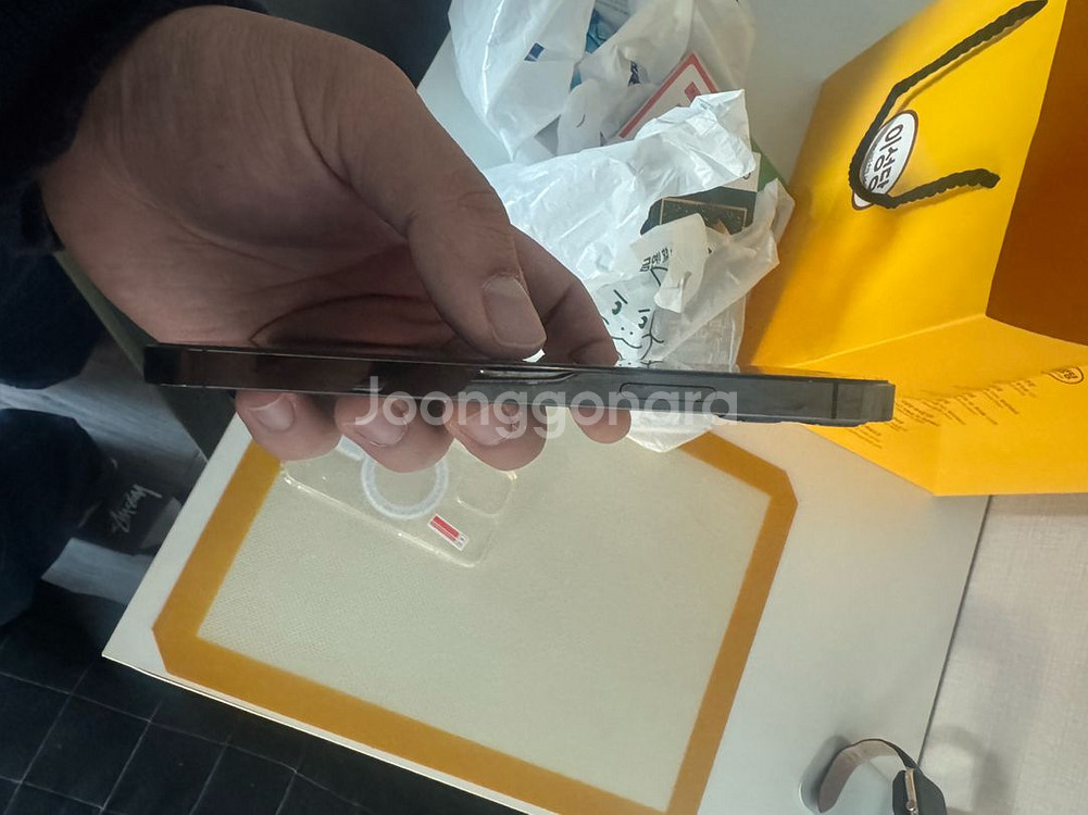 아이폰12프로 256gb 그래파이트--2