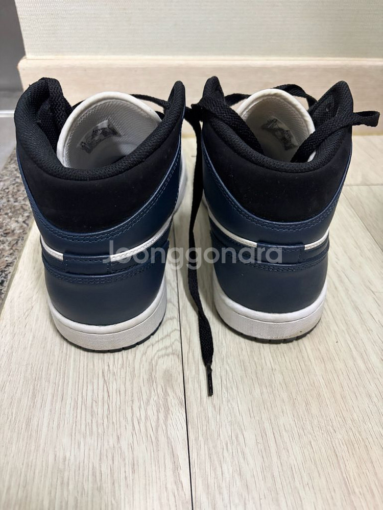 에어조던1 미드 다크틸--3