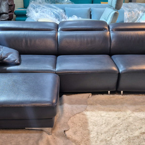 자코모 로저스 슈렁큰 천연통가죽 4인 소파쇼파(헤드레스트기능)+스툴