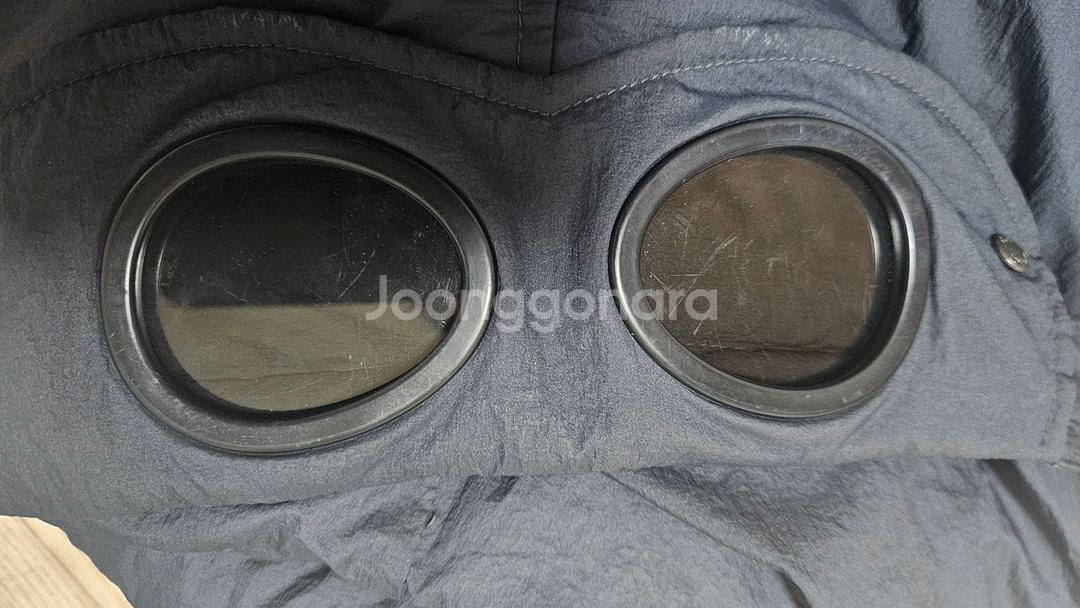 CP컴퍼니 패딩 조끼 95사이즈--5