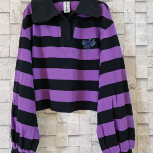 럭키마르쉐 스트라이프 크롭 폴로셔츠