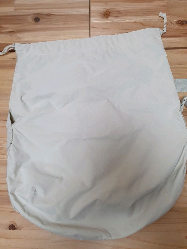 유니클로 U 드로우 스트링 숄더백 내추럴--1