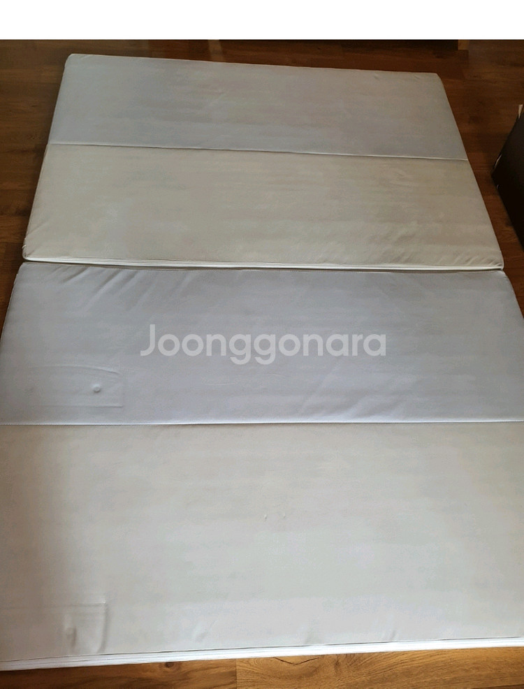 원목둥근접이상겸 다용도테이블 저렴하게 1만6천원+4단접이식매트는덤--9