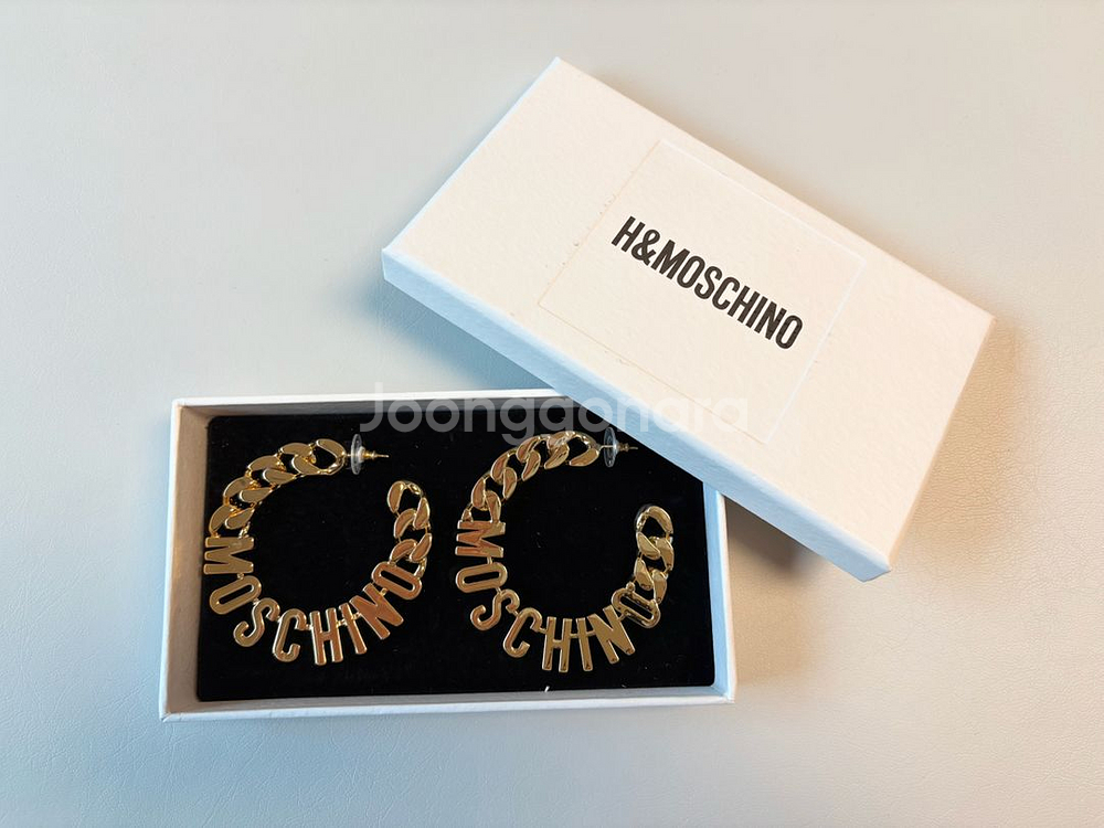 H&M 모스키노 콜라보 귀걸이--0