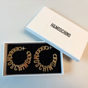 H&M 모스키노 콜라보 귀걸이