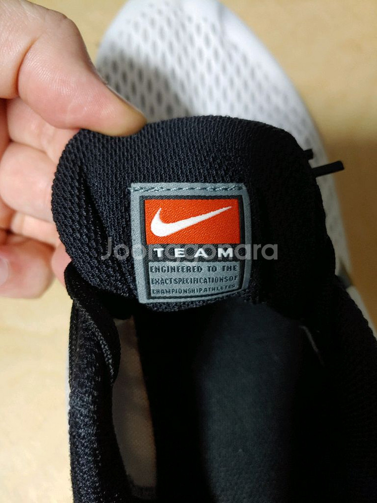 나이키 줌 페가수스34 TB 290 팝니다/ 런닝화 러닝화 보메로 스트럭쳐 플라이--5