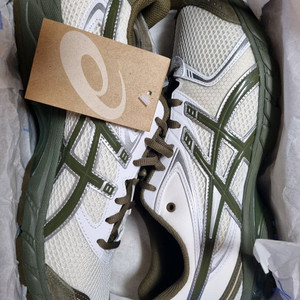 아식스 x 템테이션 젤 DS 트레이너 14 285