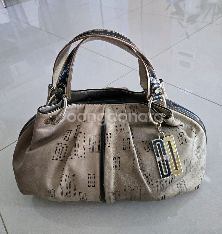 골드베이지 닥스가방 2way백.--1