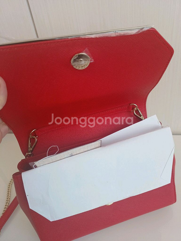 제이에스티나 체인크로스백--3