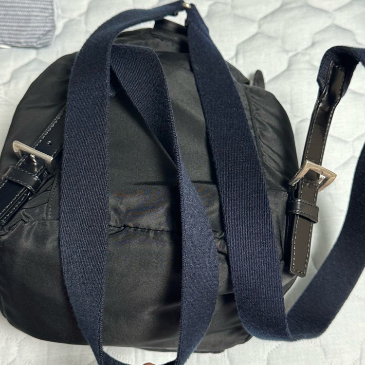 프라다 나일론 백팩--5