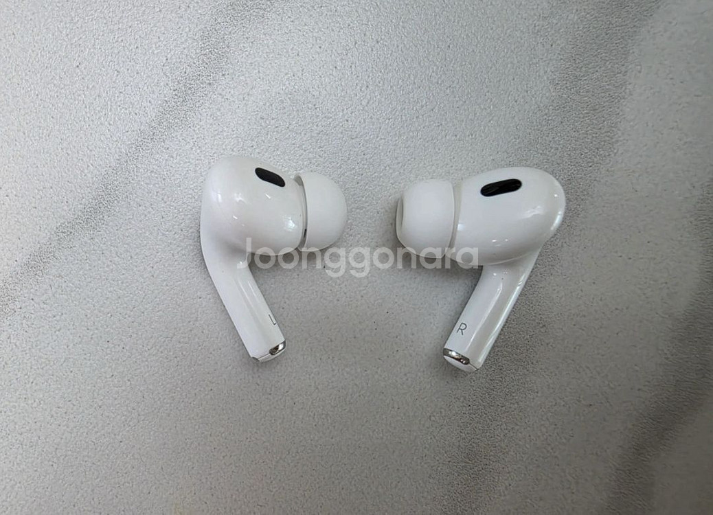 애플 에어팟 프로 2세대--3