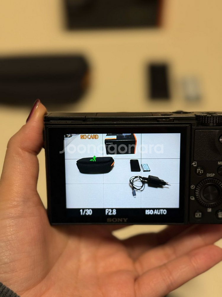 소니 RX100M7 카메라 풀박스--7