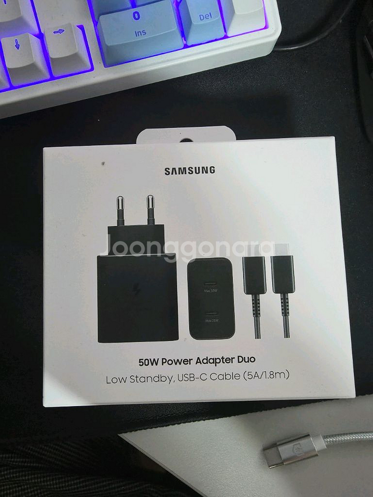 버즈3 일반 + 정품 50w 듀얼충전기 세트 팝니다--1