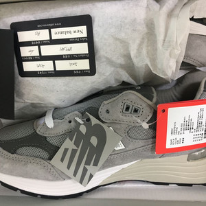 뉴발란스 992 그레이 260사이즈
