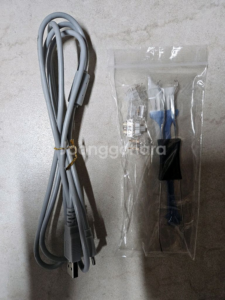 AULA F98 기계식 키보드 (독거미 키보드)--4