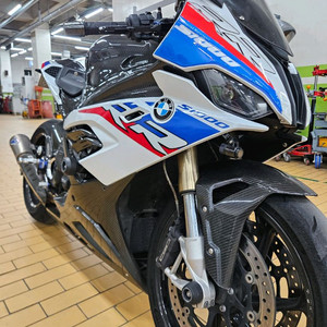 2020 s1000rr 엠팩 팝니다.
