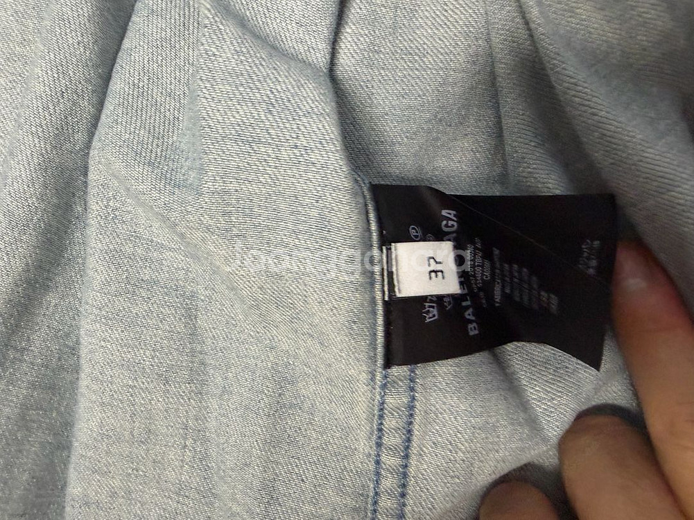 발렌시아가 스트라이프 패치 데님 셔츠--2