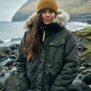 피엘라벤 올리브색 비니 판매합니다