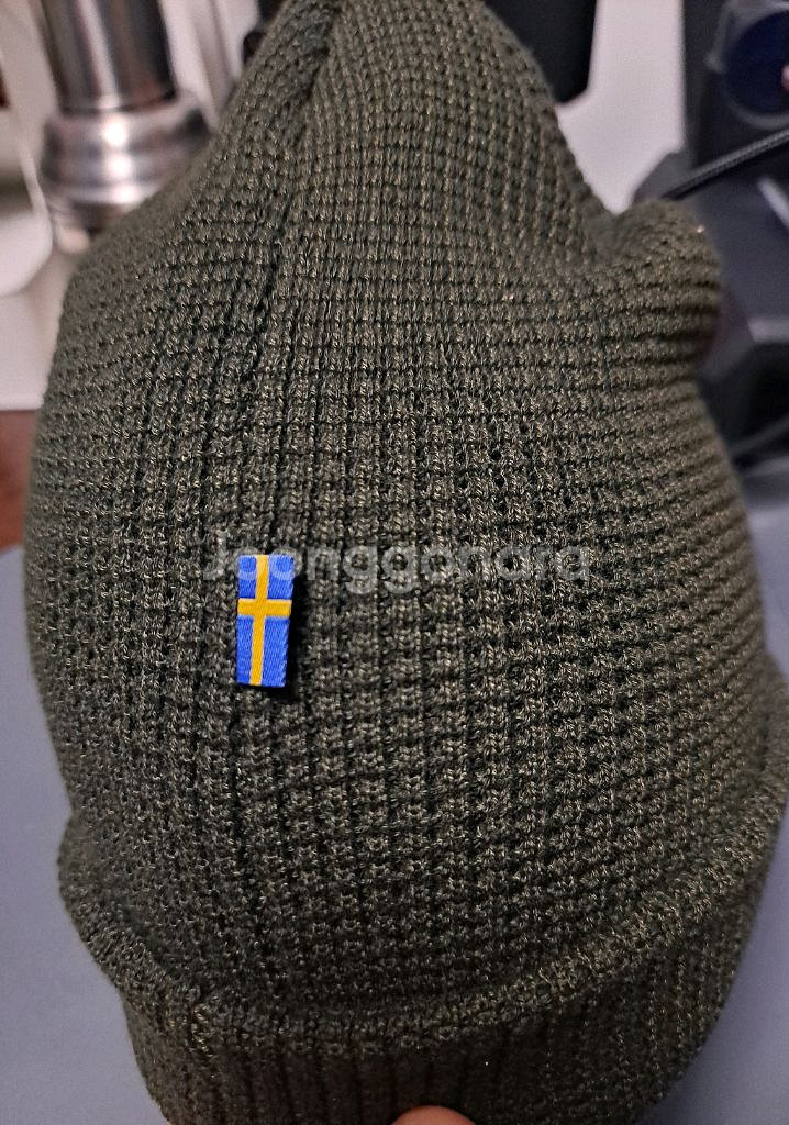 피엘라벤 올리브색 비니 판매합니다--3