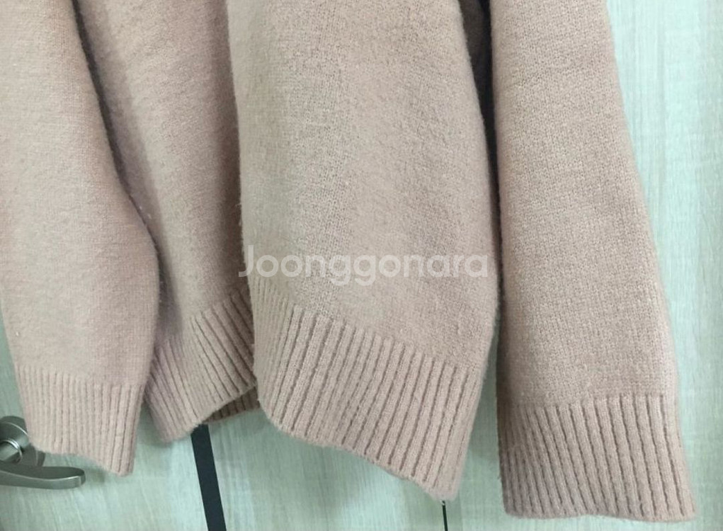 여성 니트 스웨터--2