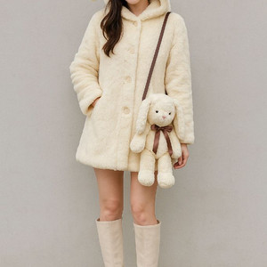 [희귀템] 판교 아브뉴프랑 정품 토끼퍼 코트 엘로아이보리 퍼코트 가방세트