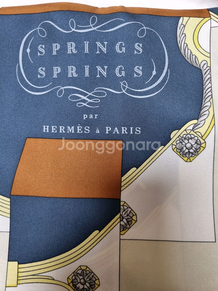 에르메스 스프링스 실크 스카프--1