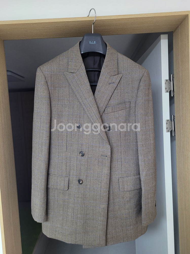 코모도스퀘어 더블체크정장 상의105하의86사이즈--0