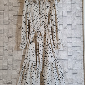 르샵 크림색 불투명쉬폰 롱원피스