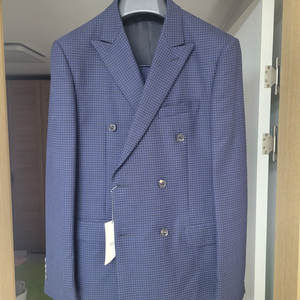 본 프리미엄 원단 더블정장 상의105하의86 새거