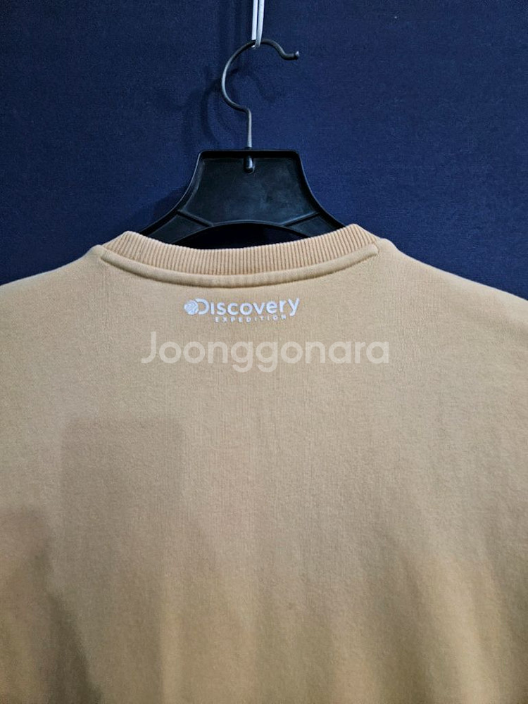 디스커버리 빅로고 베이지컬러 남성 105 맨투맨--7