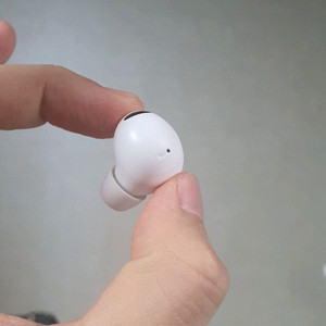 버즈 2 프로 화이트 왼쪽 유닛 판매합니다