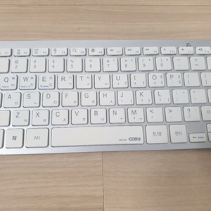 블루투스무선키보드, CASIO 계산기, 멀티박스, 소품함 3단, 더블클립 소형칼라, 행운의 황금지폐 (일괄판매)