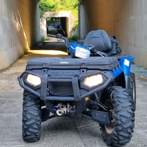 스포츠맨.폴라리스 850투어링 트윈엔진 .파워핸들 4륜efi