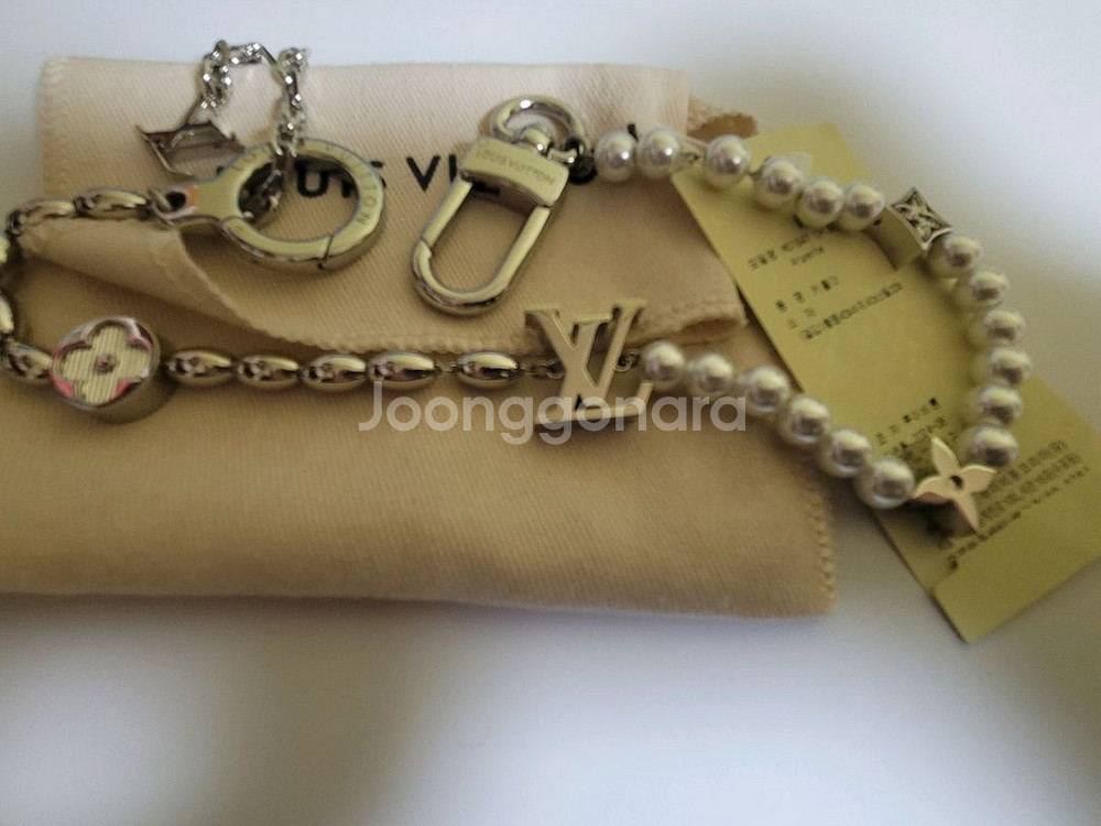 [새상품]루이비통펄벨트체인겸백참--1