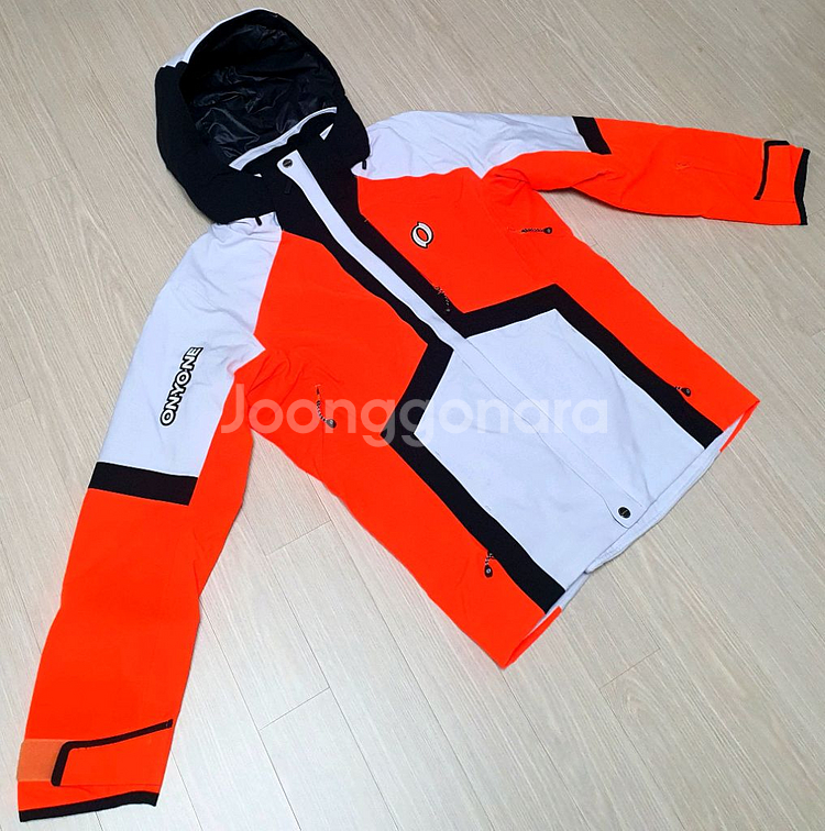 예쁜 온요네 데모 스키복--1