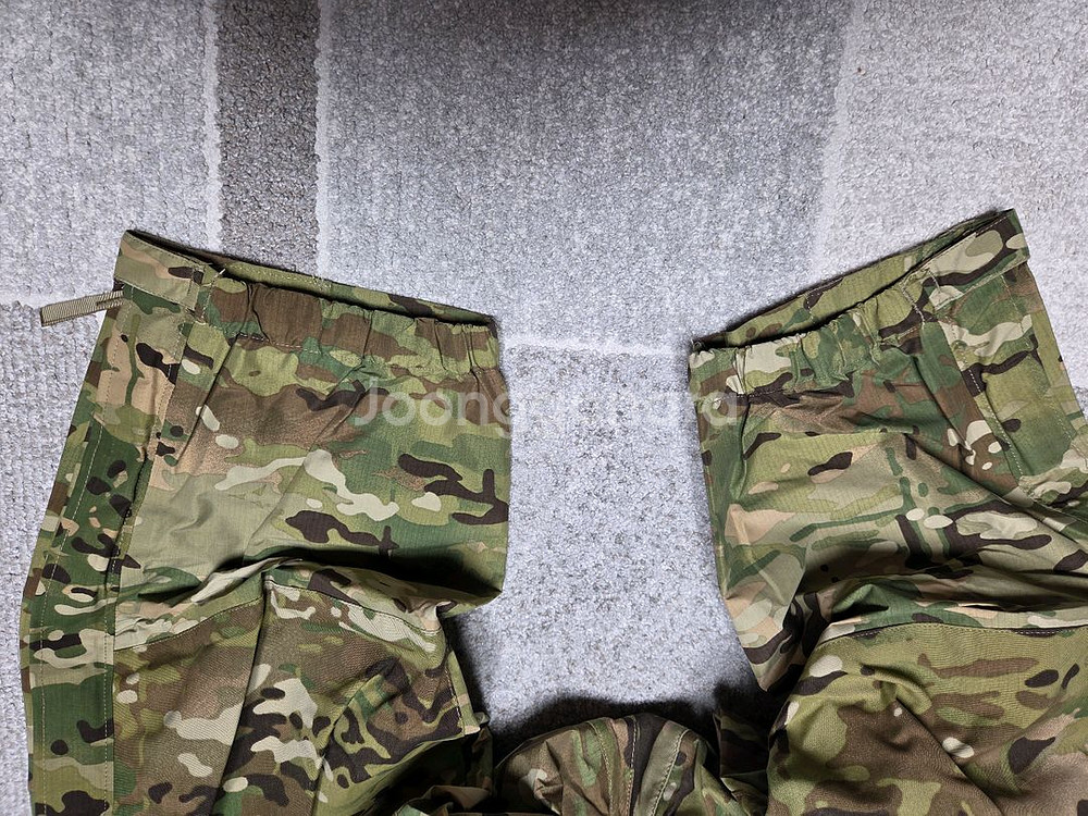 미군 3세대 신형 레벨6 멀티캠 고어텍스 팩라이트 XL 한벌 세트 신품급--1