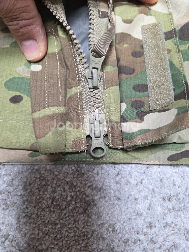 미군 3세대 신형 레벨6 멀티캠 고어텍스 팩라이트 XL 한벌 세트 신품급--8