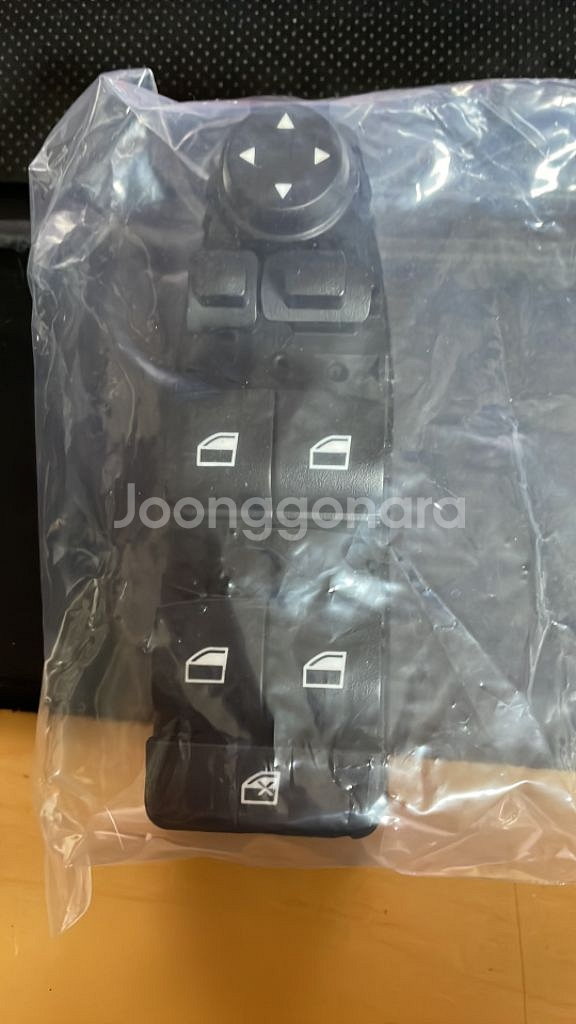 bmw 운전자쪽 윈도우 스위치 팔아요--2